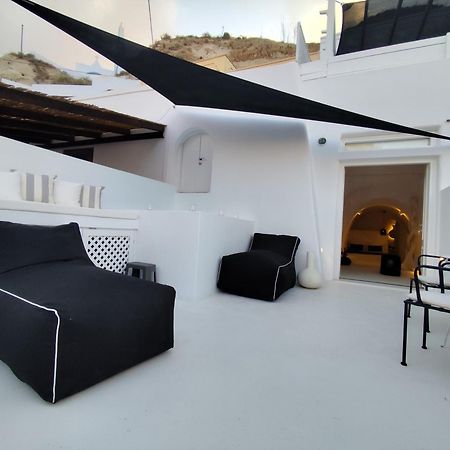 The Magic Luxury Cave Suites Vóthon Exterior foto